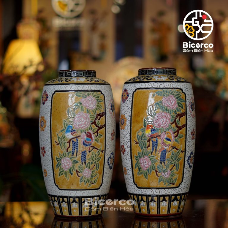 Bình điểu mẫu đơn