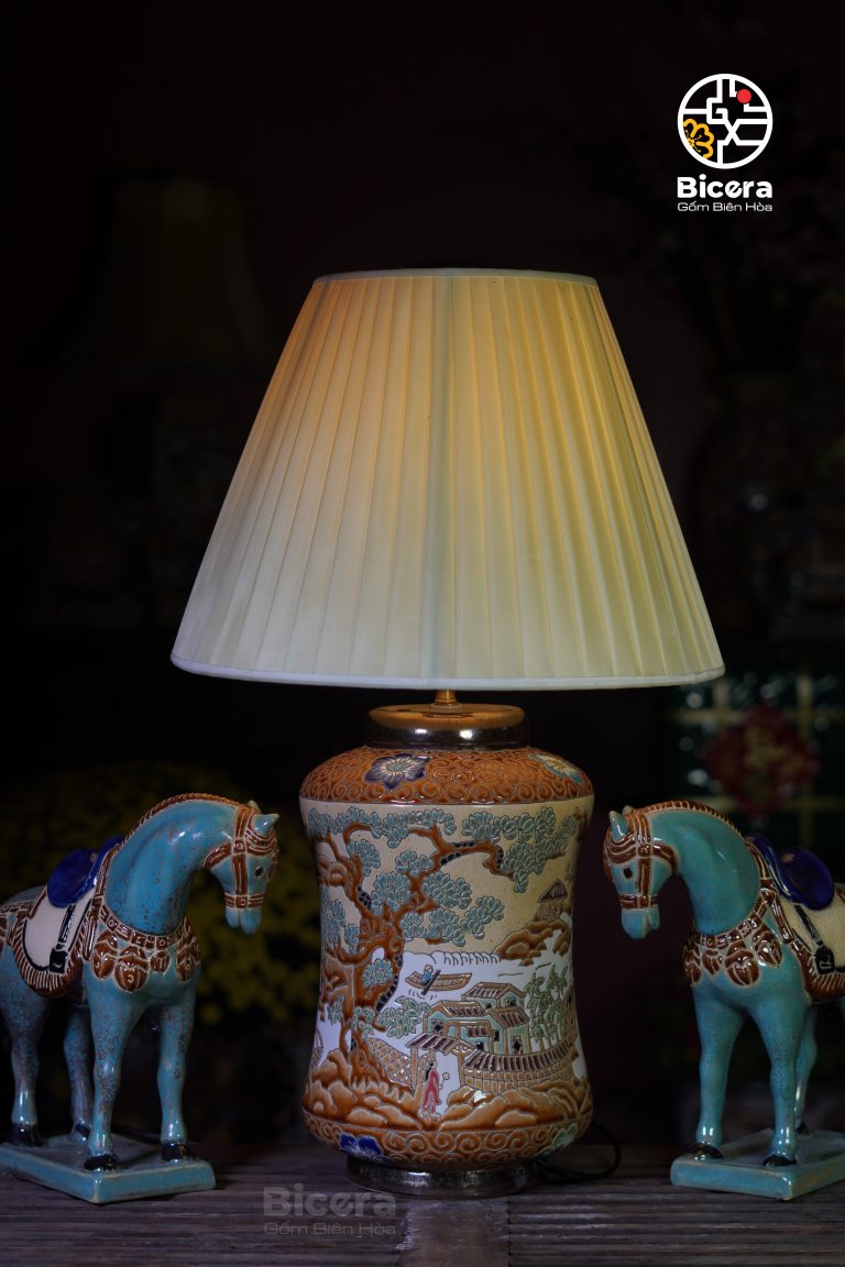 Đèn thiên hạ thái bình