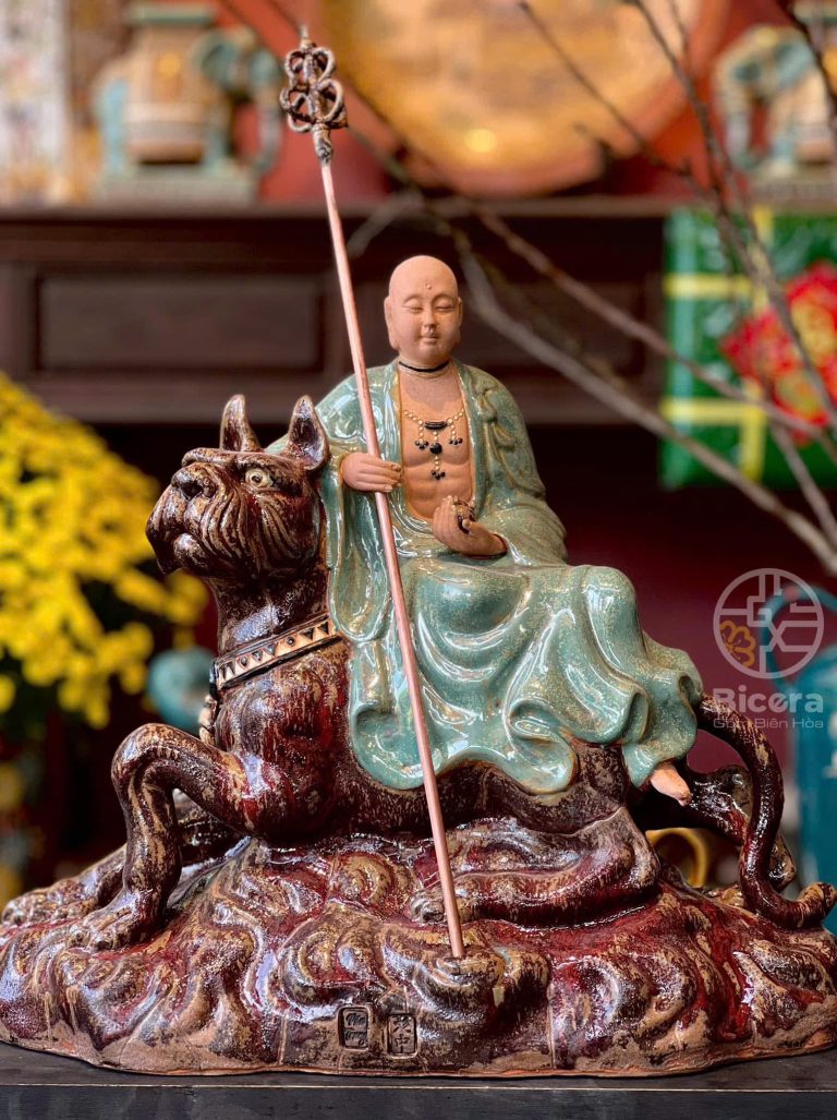 Tượng Ngài Địa Tạng Vương Bồ Tác